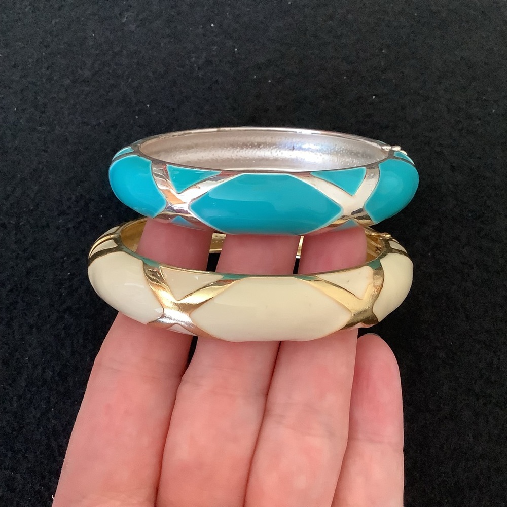 Vintage Two enamel clamper bangle.